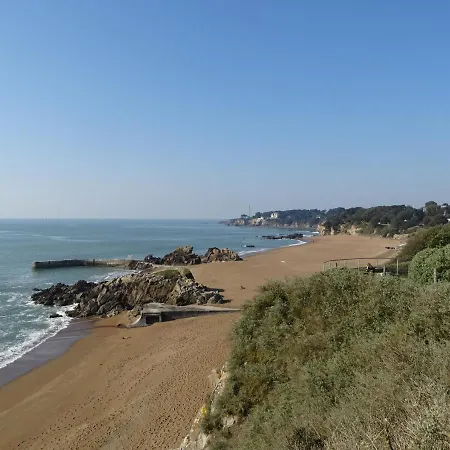 Avec Terrasse Et Stationnement Aerien - Plages Et Bourg A Pieds アパート